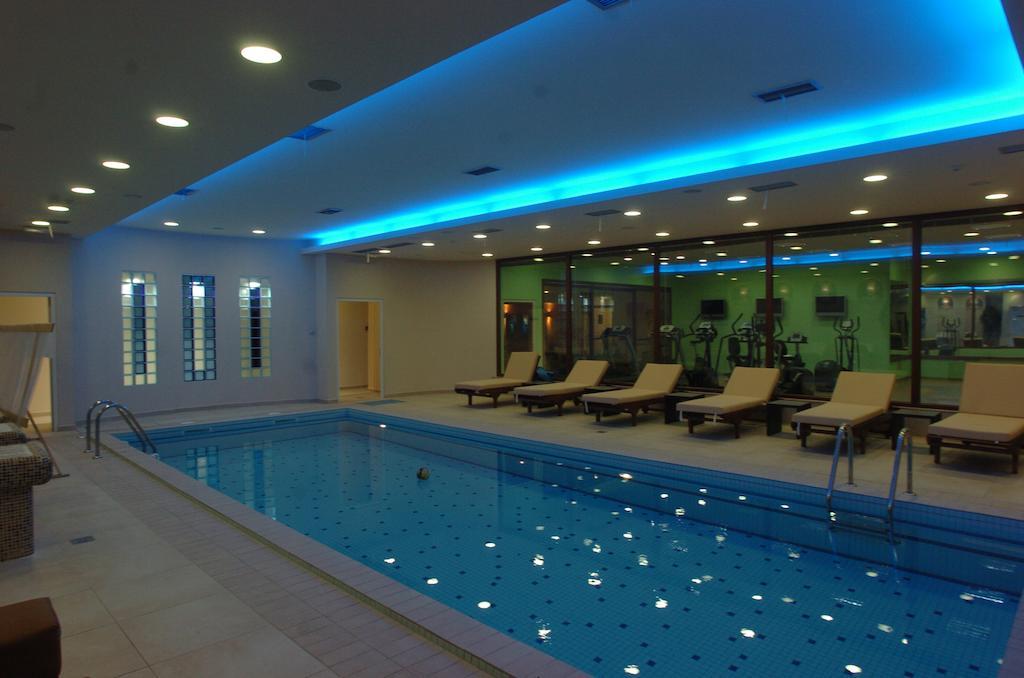 סקופיה Hotel Tcc Plaza מראה חיצוני תמונה